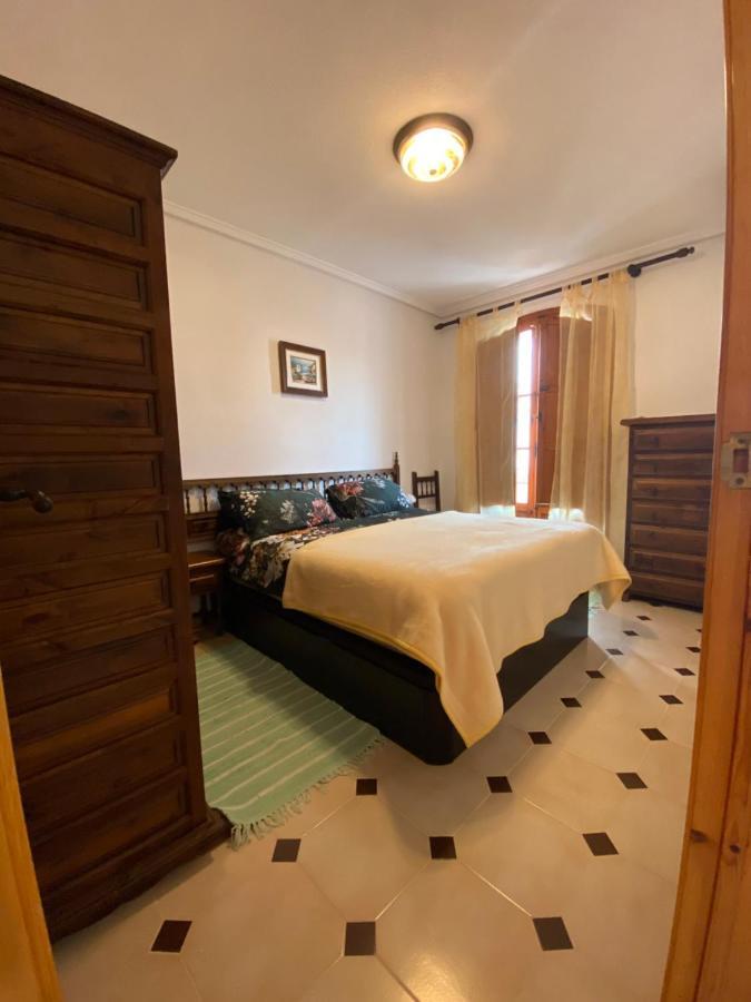 Orihuela Costa 2-Bedroom 1-Bath Renovated Vacation Rental On La Zenia Beach Exteriör bild